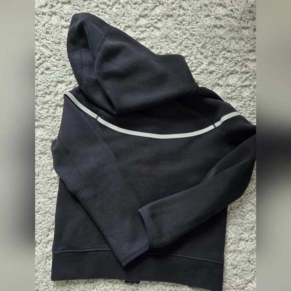 Nike Tech Fleece Full Zip Hoodie - Picture 5 of 5